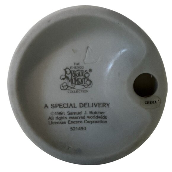 Precious Moments "A Special Delivery" 1991 Figurine By Samuel J. Butcher Enesco - Picture 6 of 9